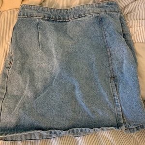 Mini denim skirt